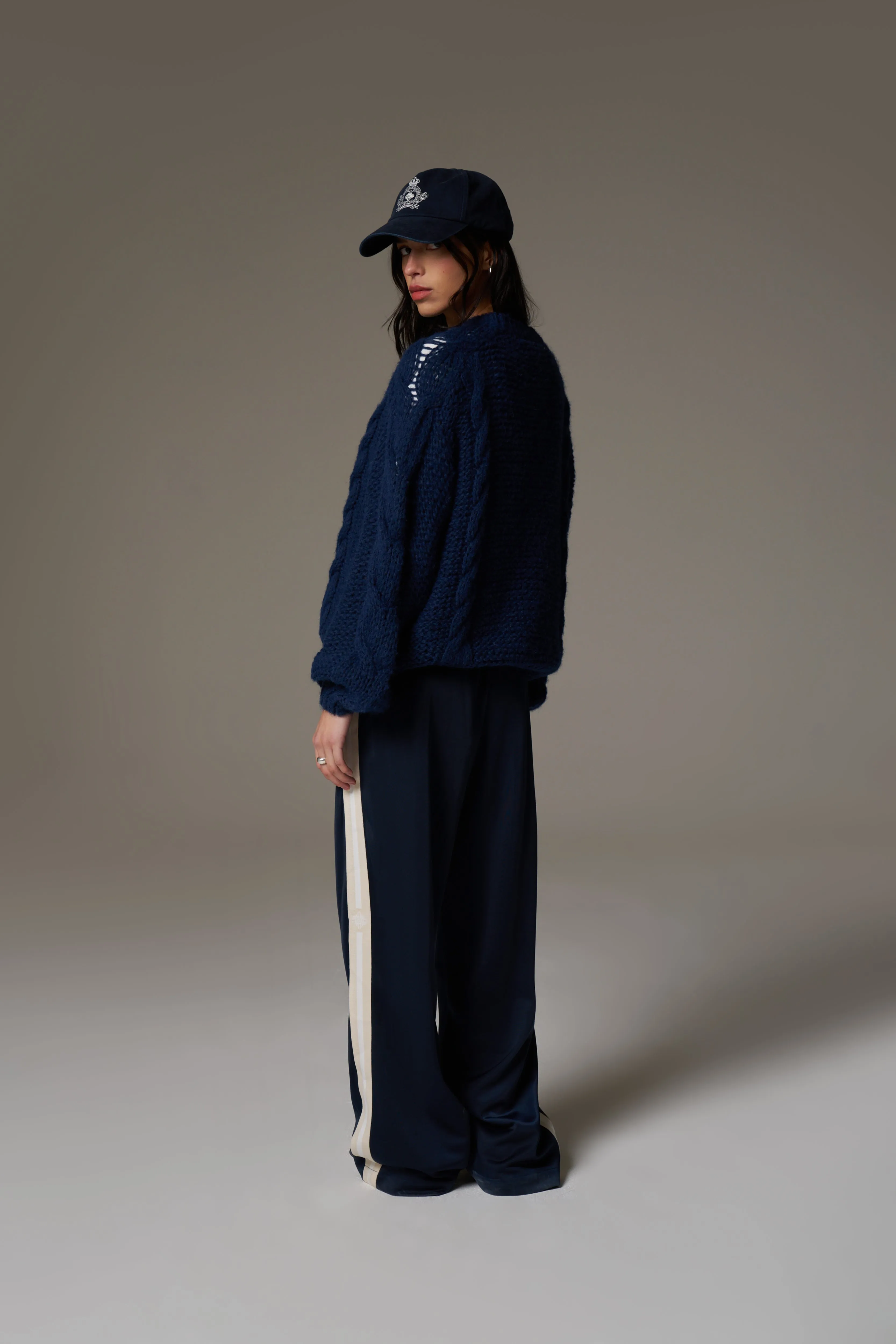 EMBLEM PLAITED OVERSIZED KNIT JUMPER - NAVY