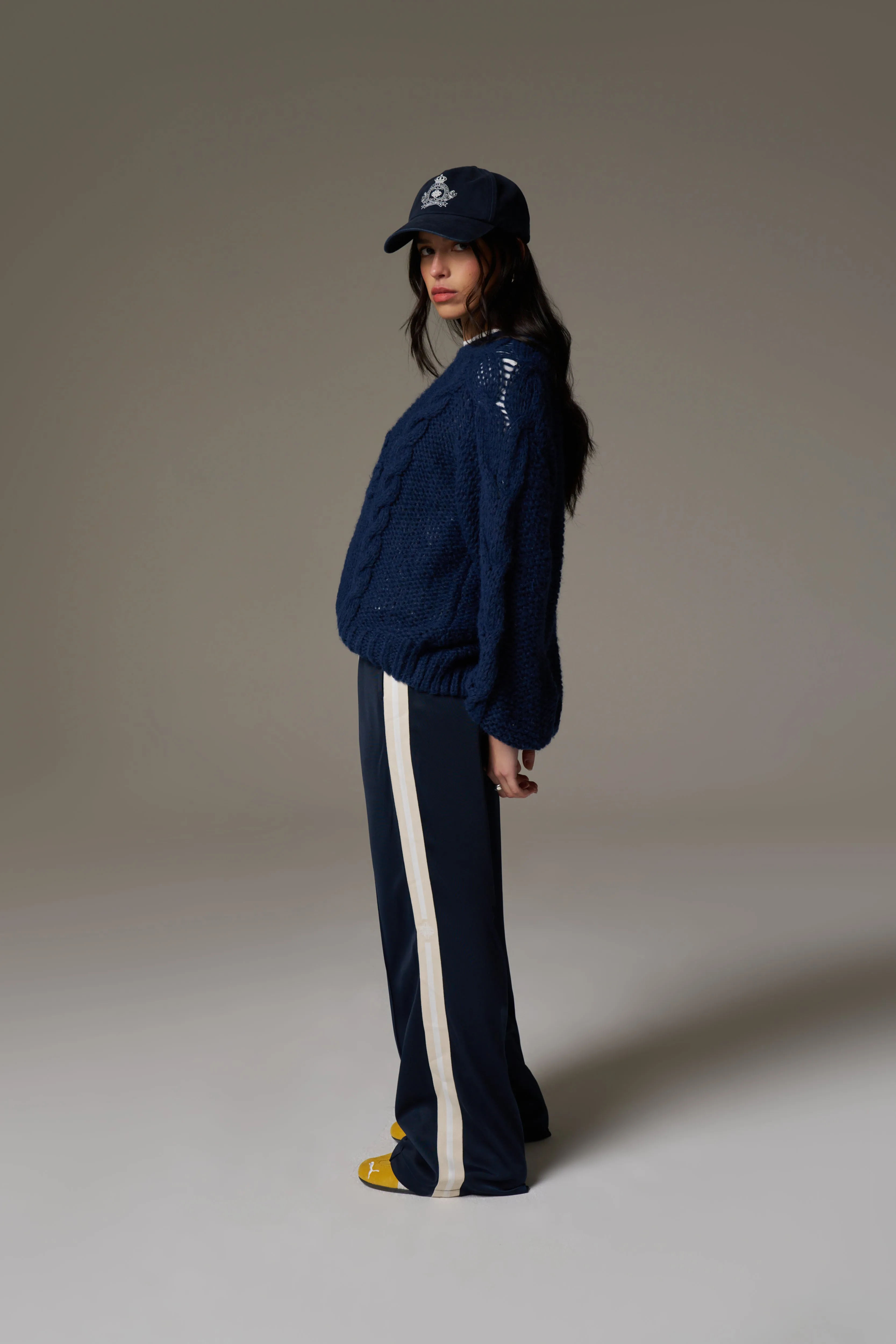EMBLEM PLAITED OVERSIZED KNIT JUMPER - NAVY