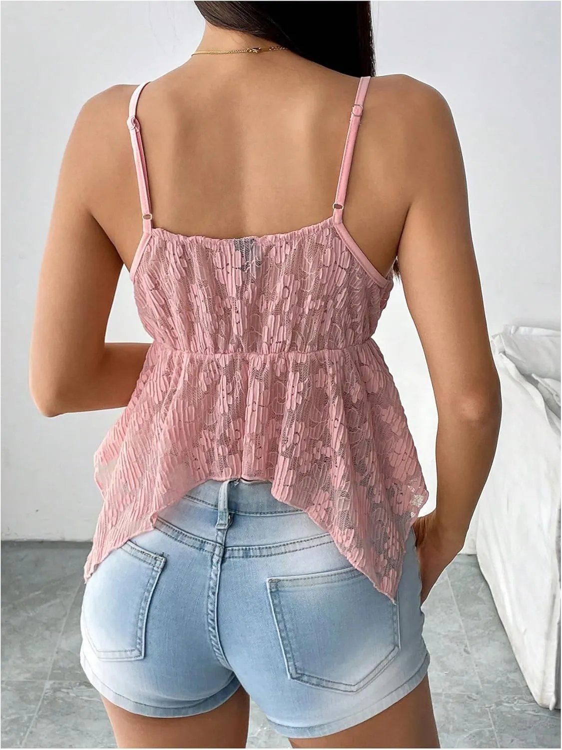 SOLY HUX Women's Sexy Y2k Camisole Lace V Neck Crop Top Summer Going Out Sleeveless Cami Tops