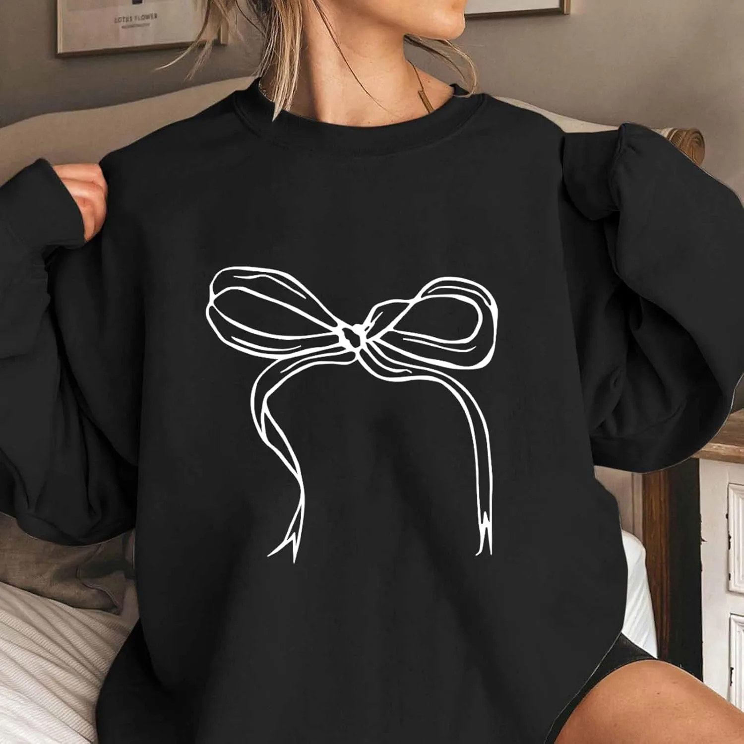 Women's Cute Bow Sweatshirt Plus Size Casual Long Sleeve Crew Neck Sweatshirts Fall Loose Fit Y2k Pullover Tops